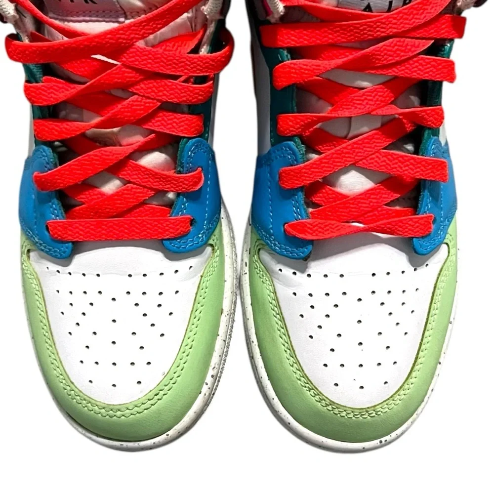 Nike Air Jordan 1 Mid GS 4.5Y White Taxi-Dark Shadow Sneakers